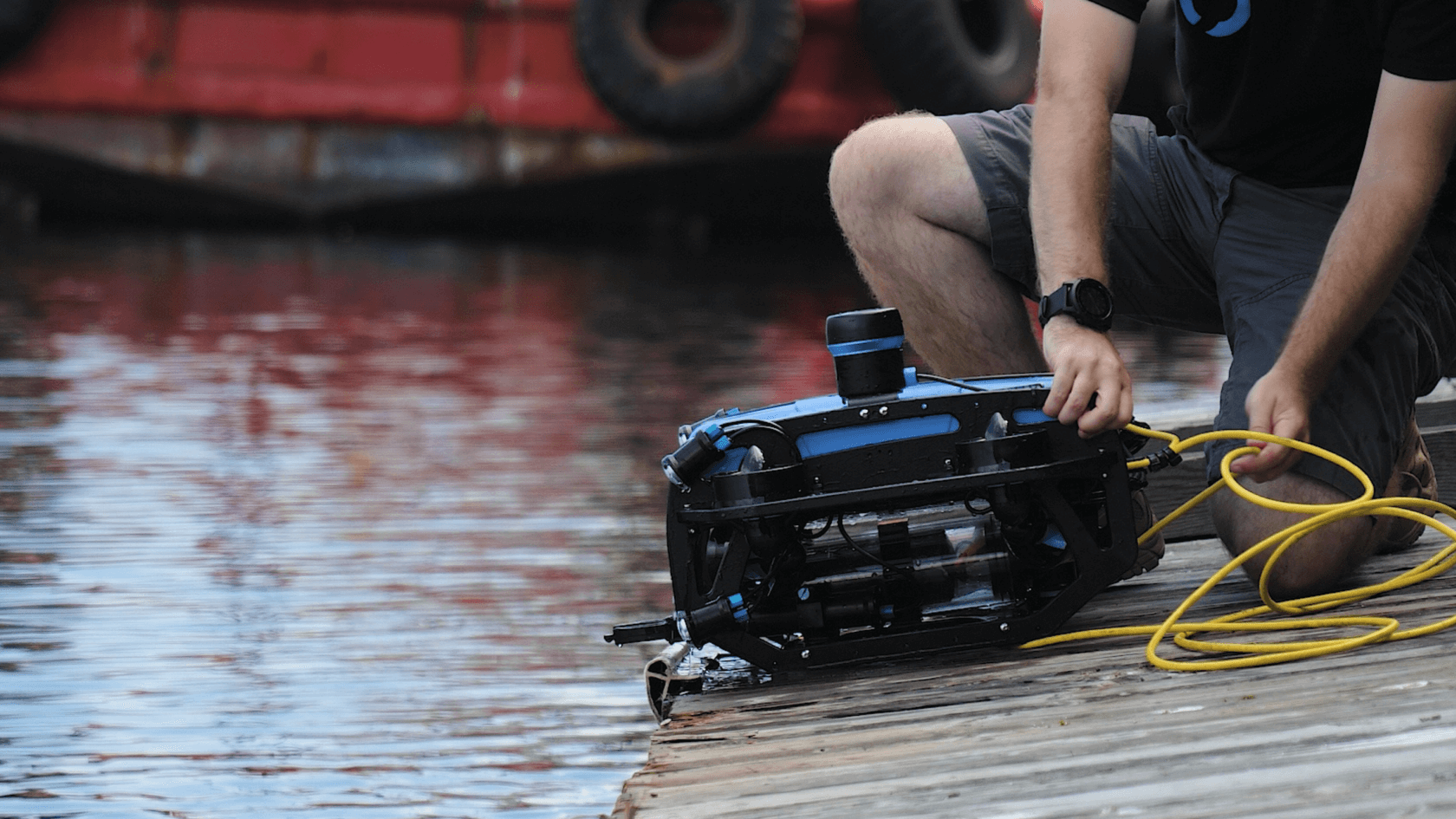 Замена литиевого аккумулятора на водном дроне Blue Robotics