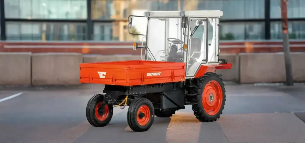 На московской выставке был представлен отечественный электротрактор