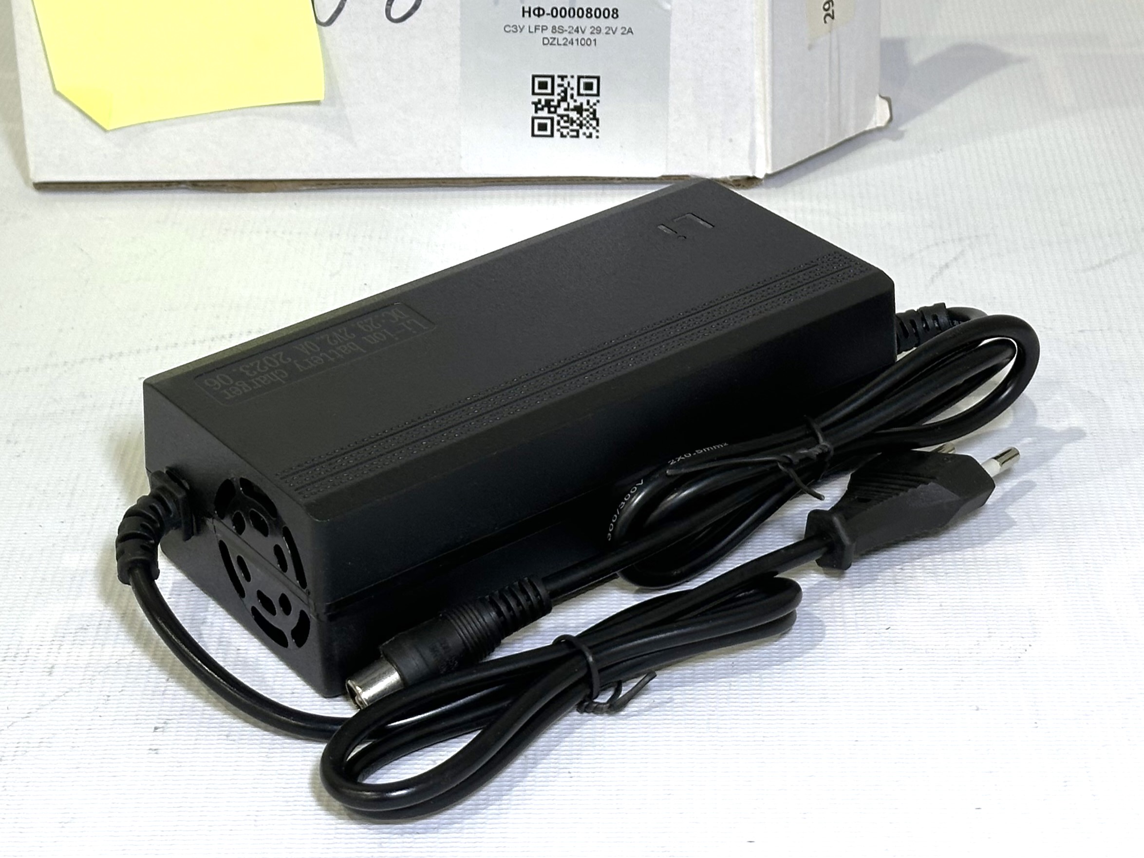 СЗУ LFP 8S-24V 29.2V 2A DZL241001