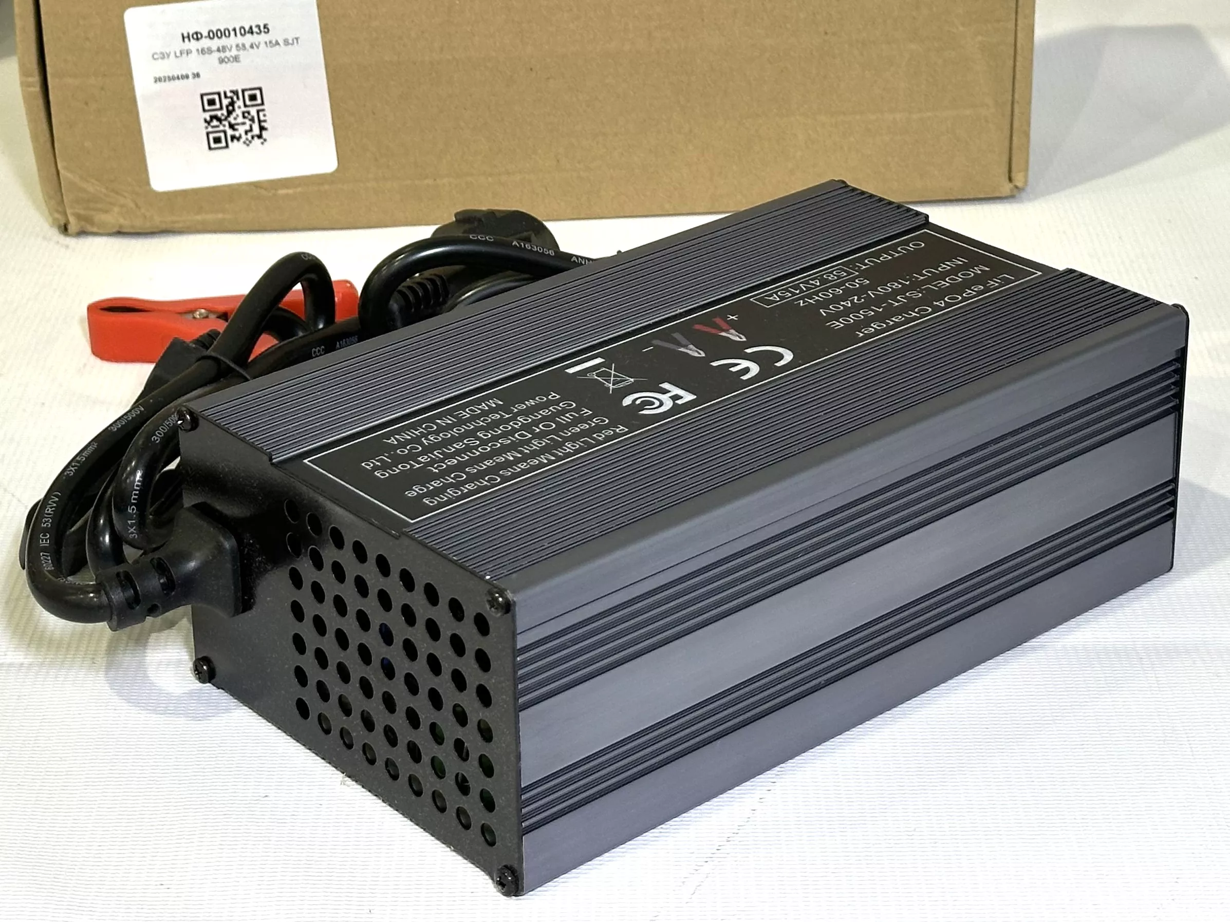 СЗУ LFP 16S-48V 58,4V 15А SJT 900E