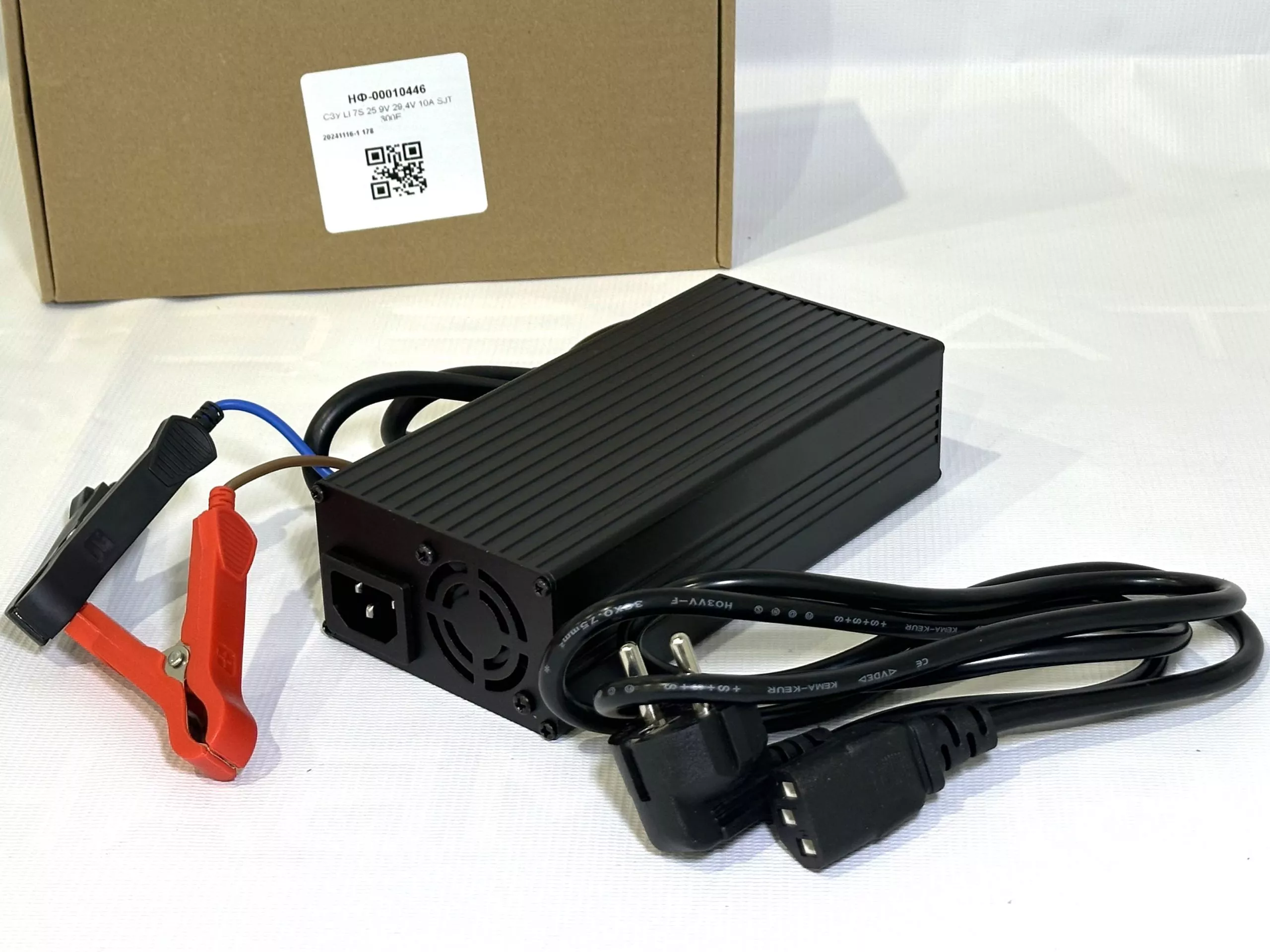 СЗУ LI 7S 25.9V 29,4V 10А SJT 300E