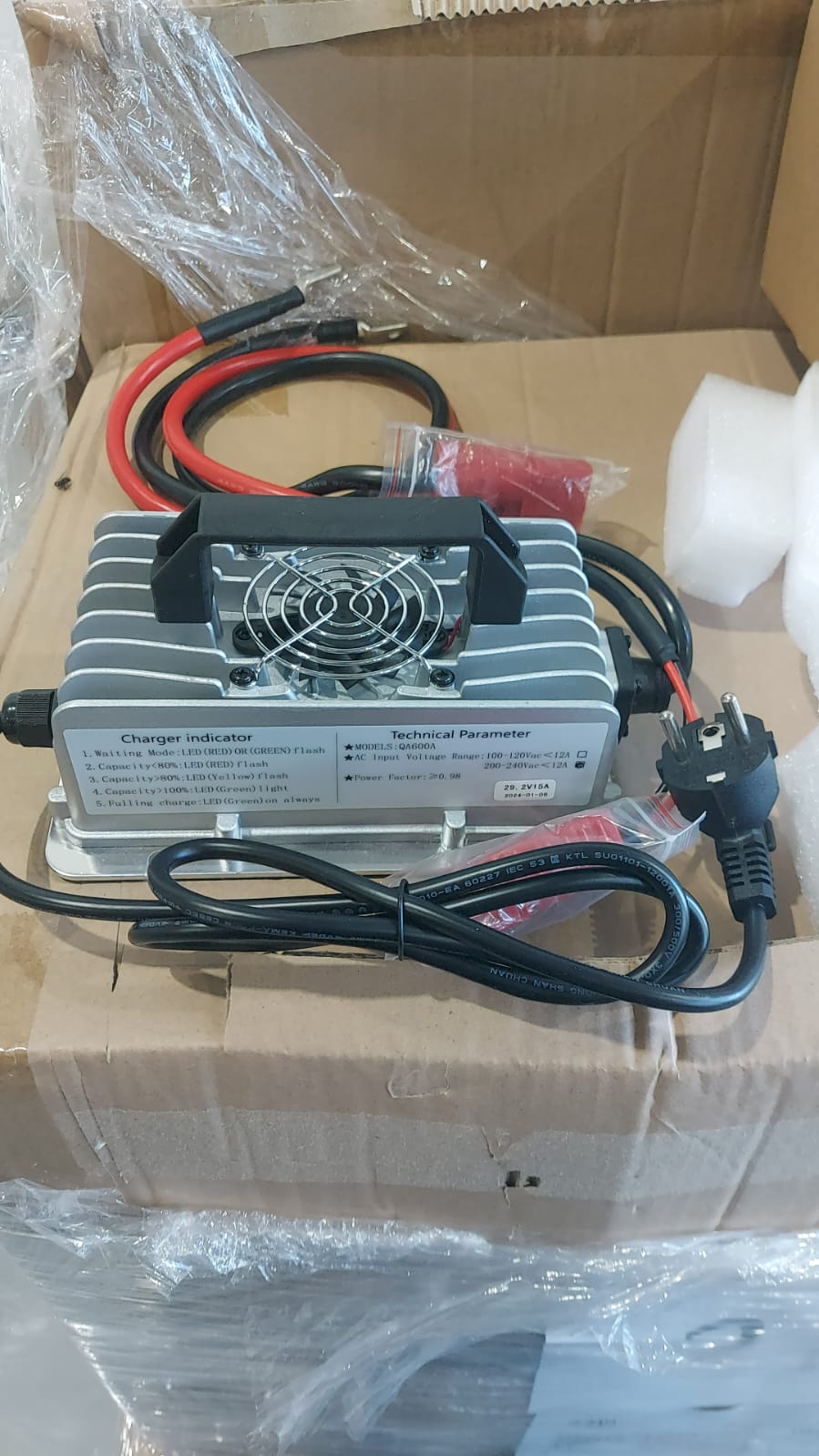 СЗУ LFP 8S-24V 29.2V 15A QA600A IP65