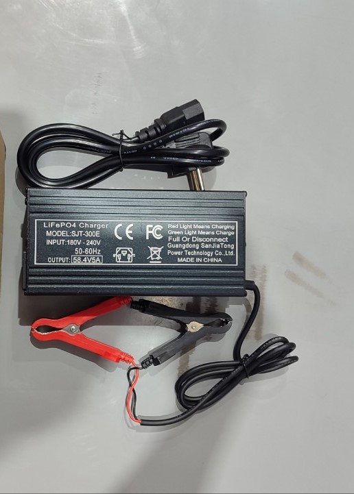 СЗУ LFP 16S-48V 58.4V 5A SJT-300E