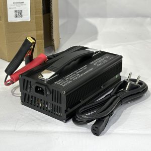 СЗУ LFP 8S-24V 29.2V 25А C1200