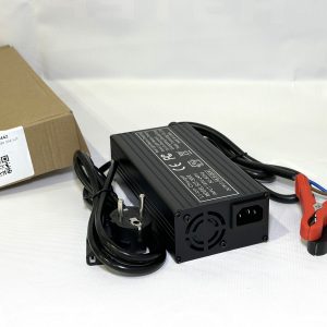 СЗУ LI 4S 14.8V 16,8V 20А SJT 300E