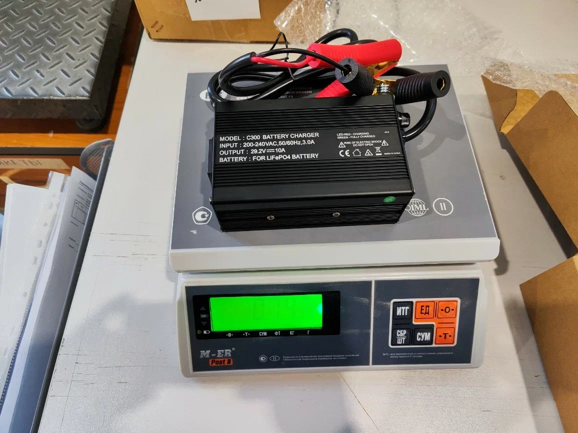 СЗУ LFP 8S-24V 29.2V 10А С300