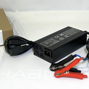 СЗУ LI 3S-11.1V 12,6V 15А SJT 300E