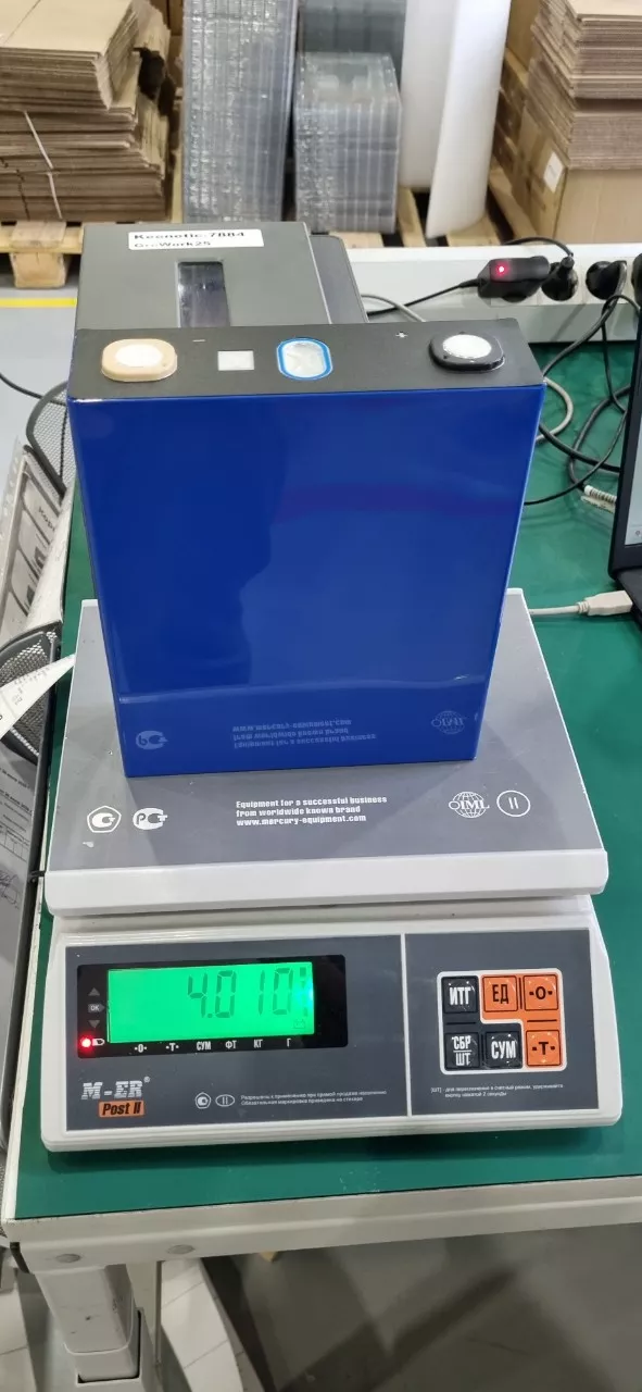 205000mAh, LFP54173207, 3.2V, 173.5x53.7x207.2mm, 1C